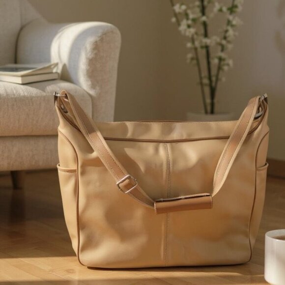 Arcadia Handbags - Arcadia Tan Leather Shoulder Bag